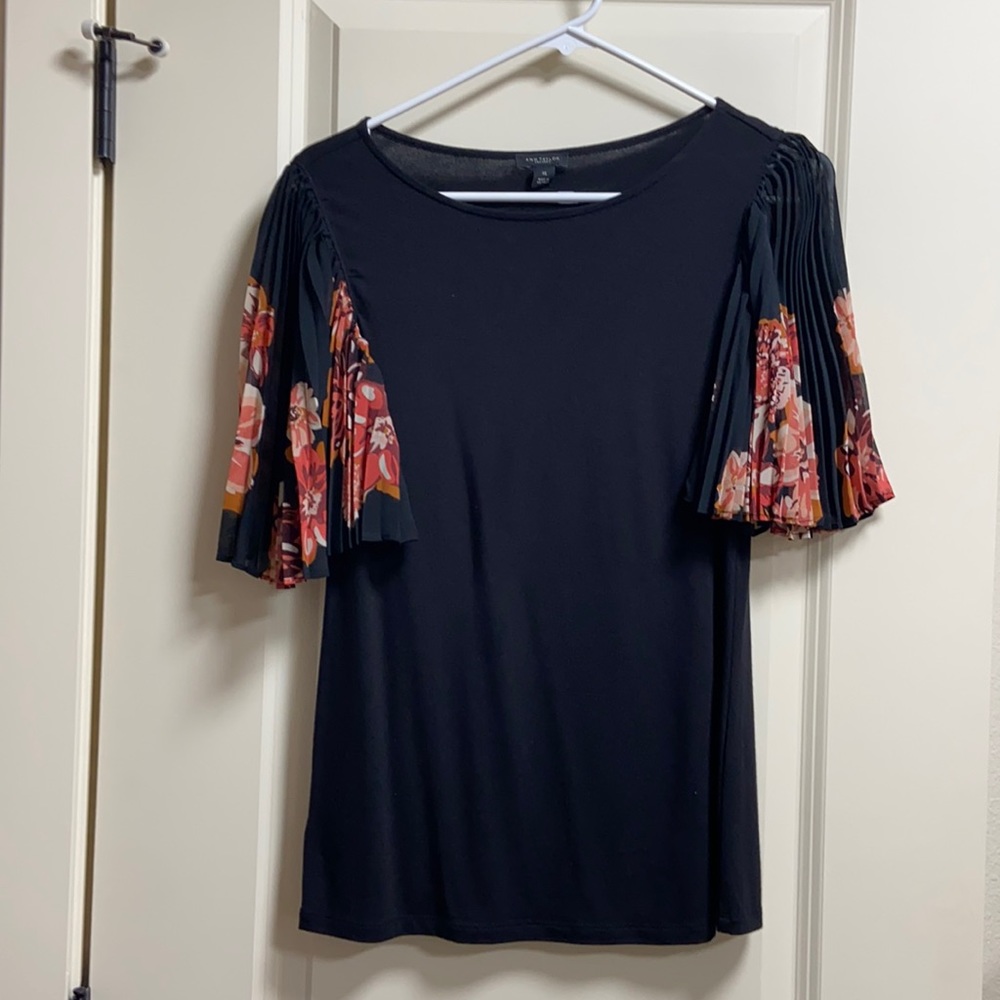 Ann Taylor factory pleated sleeve tee shirt